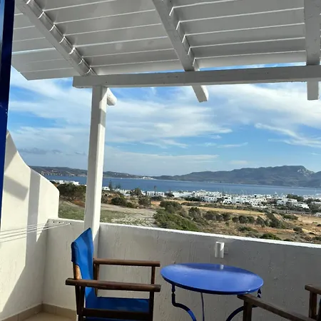 Kapetan Giannis Hotel Adamantas Exterior photo