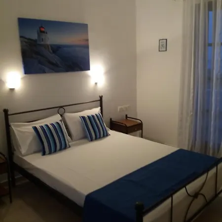 Kapetan Giannis Hotel Adamantas Exterior photo